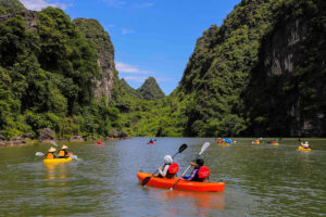 chèo-kayak-ở-tràng-an